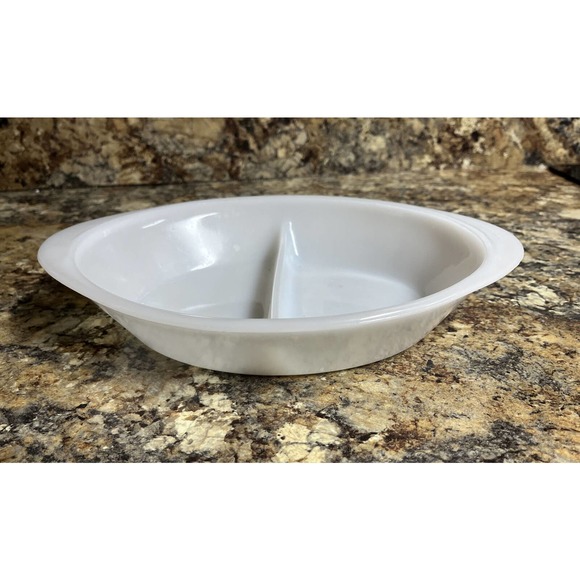 Vintage GLASBAKE J2352 Solid White Milk Glass Oval Divided Serving Dish Bowl - Picture 1 of 5
